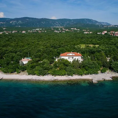 Apartments Omorfia Kraljevica Exterior photo
