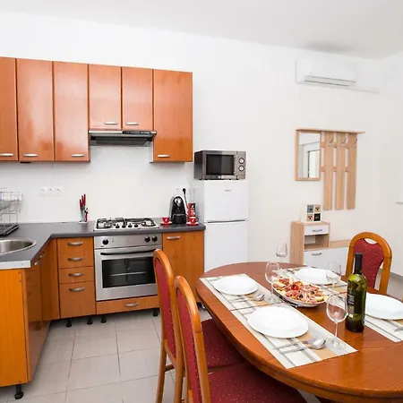 Apartments Omorfia Kraljevica Exterior photo
